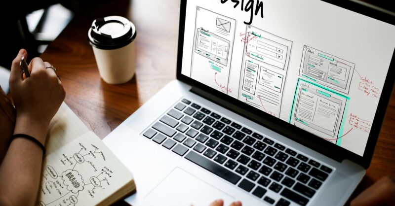 【動画解説】集客に強いホームページ制作を成功させる5つのコツ｜効果や連携したい集客方法